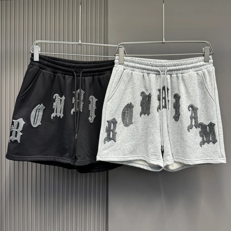 Мужские летние шорты в американском готическом стиле с вышивкой, свободные повседневные брюки до колен, модные спортивные штаны
Мужские летние шорты в американском готическом стиле с вышивкой, свободные повседневные брюки до колен, модные спортивные штаны