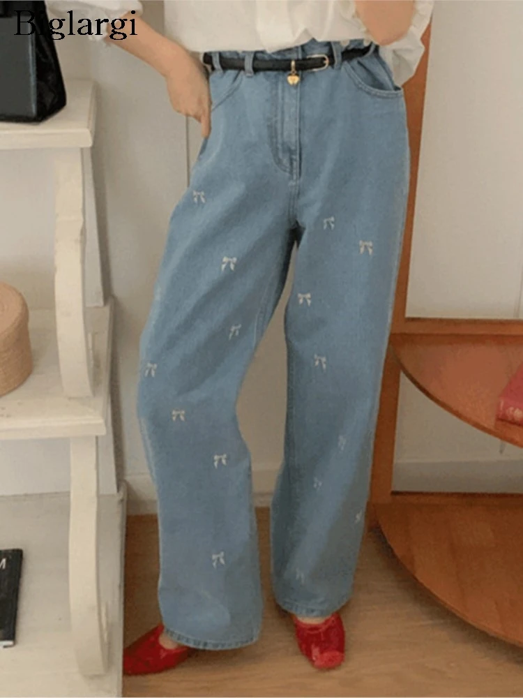 Jeans Spring Summer Long Pant Women Bow Embroidery Fashion Casual Loose Pleated Ladies Trousers High Waist Woman Straight Pants
Jeans Spring Summer Long Pant Women Bow Embroidery Fashion Casual Loose Pleated Ladies Trousers High Waist Woman Straight Pants