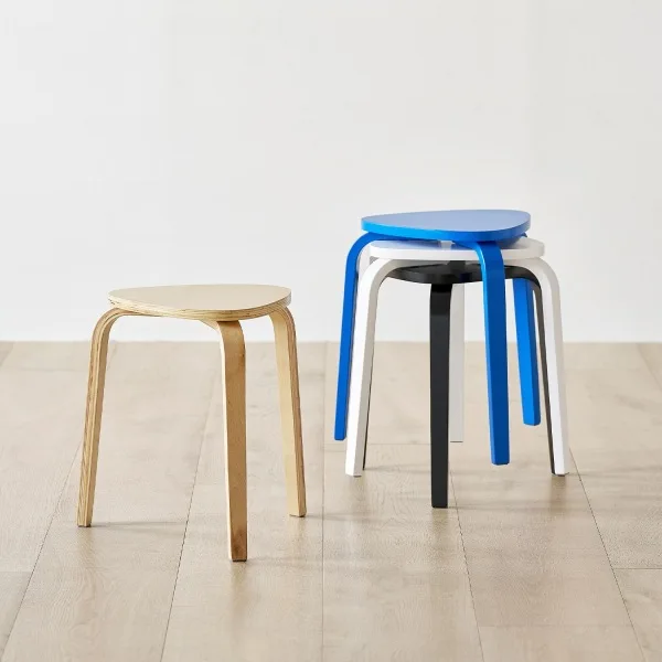 Штабелируемый треугольный табурет в скандинавском стиле, низкий табурет на трех ножках, японский круглый туалетный обеденный стул для дома
Штабелируемый треугольный табурет в скандинавском стиле, низкий табурет на трех ножках, японский круглый туалетный обеденный стул для дома