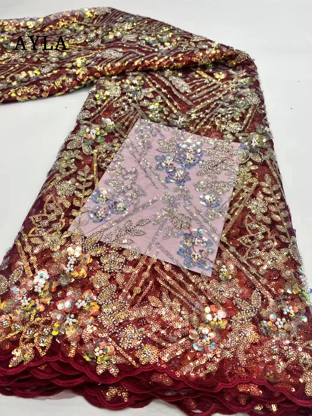 Good Quality Beaded Lace Fabric Bridal Fabric White Wedding Fabrics French Nigerian Sequins Beads Embroidered on Tulle 5 Yards
Good Quality Beaded Lace Fabric Bridal Fabric White Wedding Fabrics French Nigerian Sequins Beads Embroidered on Tulle 5 Yards