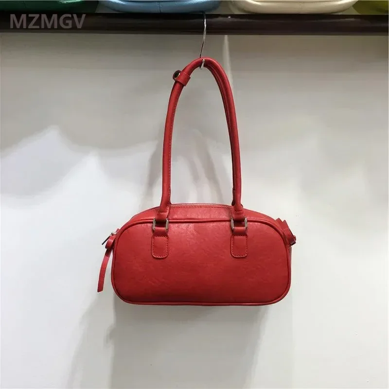 Meet You Retro Pu Zippered Versatile Shoulder Bag for Women Trend 2025Solid Stitched Pillow Shape Underarm Bag Bolsas Femininas
Meet You Retro Pu Zippered Versatile Shoulder Bag for Women Trend 2025Solid Stitched Pillow Shape Underarm Bag Bolsas Femininas