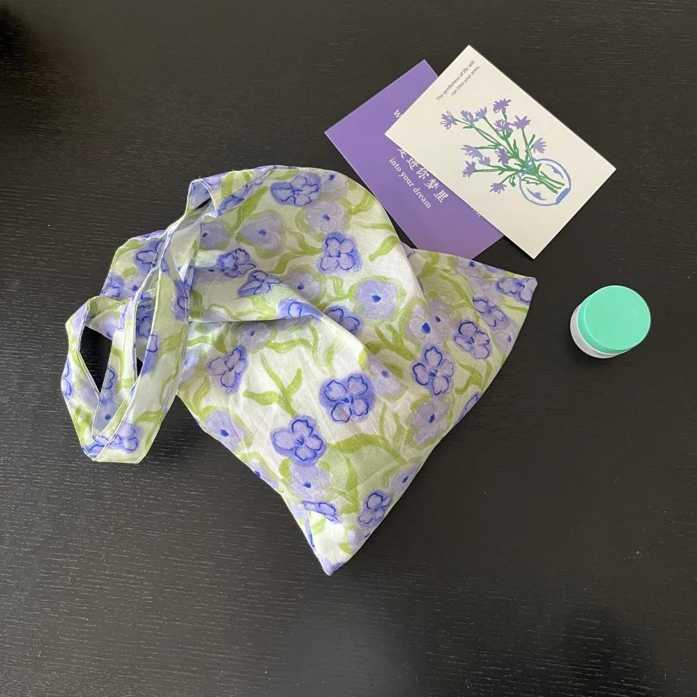 Легкая сумка в стиле ретро с цветочным принтом и принтом, сумка-тоут в корейском стиле, сумка на плечо для отдыха
Легкая сумка в стиле ретро с цветочным принтом и принтом, сумка-тоут в корейском стиле, сумка на плечо для отдыха