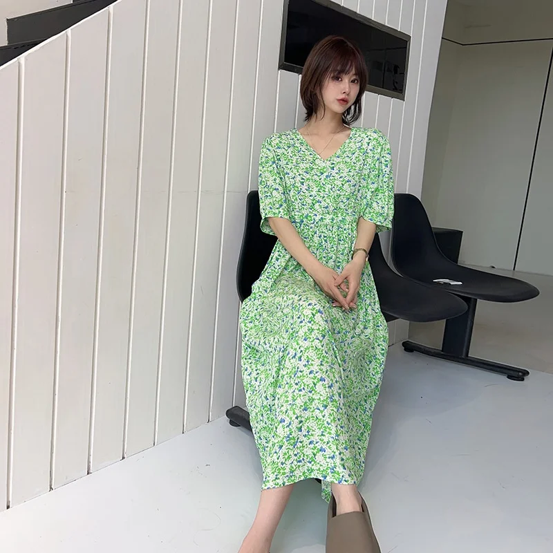 Summer 2024 Women's plus Size Artificial Cotton Floral Dress Sweet Fairy Tale Style Long Dress Vintage Style Gown
Summer 2024 Women's plus Size Artificial Cotton Floral Dress Sweet Fairy Tale Style Long Dress Vintage Style Gown