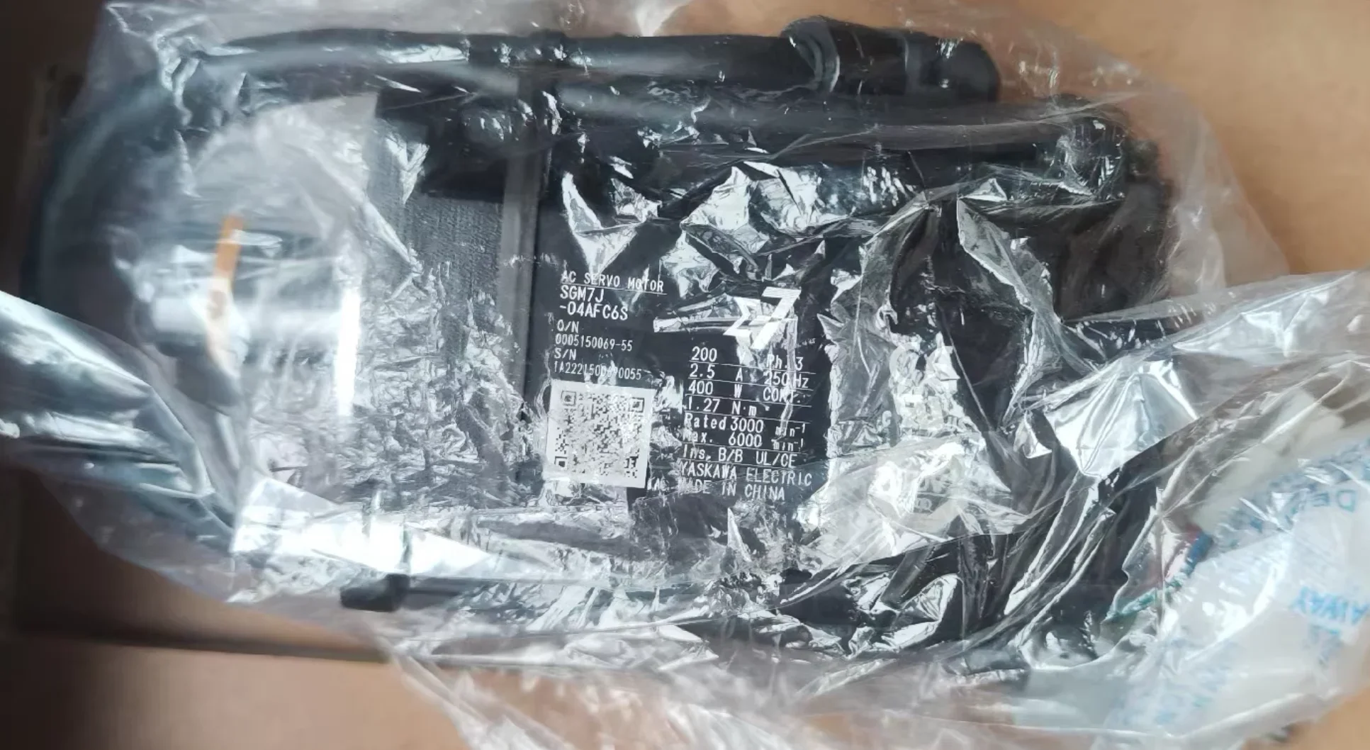 SGM7J-04AFC6S Brand new Servo Motor,Fast shipping,SGM7J 04AFC6S 
SGM7J-04AFC6S Brand new Servo Motor,Fast shipping,SGM7J 04AFC6S