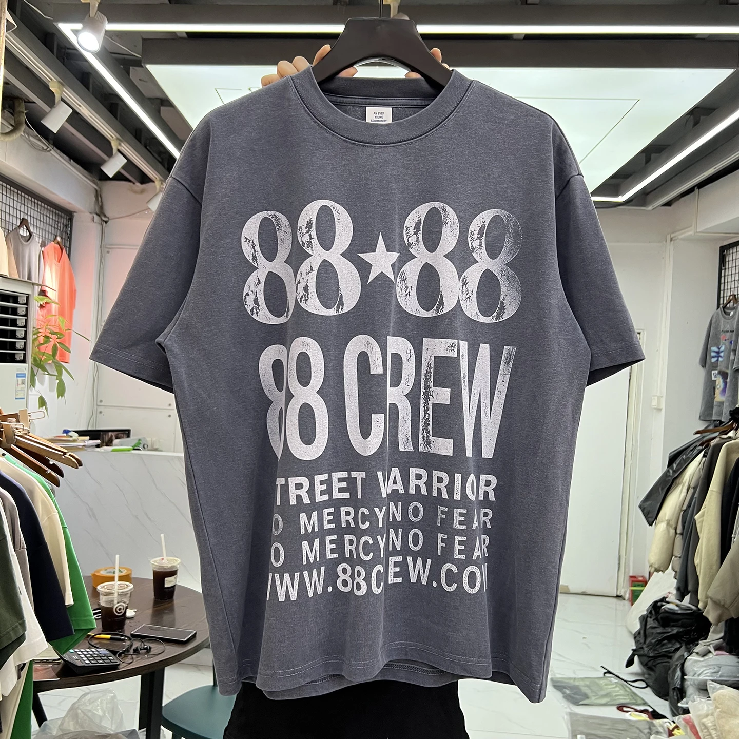 Retro American High Street Heavy Washed Digital Print T-Shirt Loose Short Sleeve round Neck Top for Men And Women
Retro American High Street Heavy Washed Digital Print T-Shirt Loose Short Sleeve round Neck Top for Men And Women