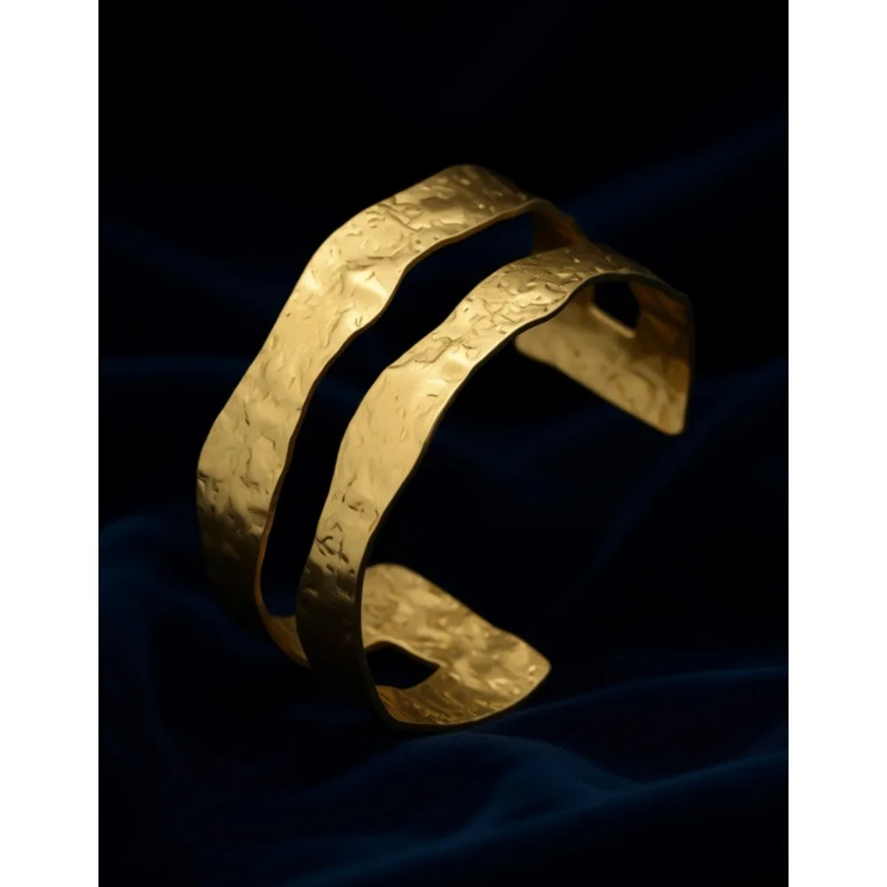 Винтажный массивный браслет-манжета в стиле бохо для женщин, с эффектом ковки, нерегулярной формы, золотистый/серебристый, толстое украшение на руку
Винтажный массивный браслет-манжета в стиле бохо для женщин, с эффектом ковки, нерегулярной формы, золотистый/серебристый, толстое украшение на руку