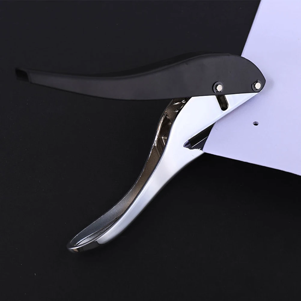 3MM Hole Punch Single Paper Puncher Office Supplies Heavy Duty Alloy Metal Confetti Reservoir for 25 Sheets 70g PVC Film
3MM Hole Punch Single Paper Puncher Office Supplies Heavy Duty Alloy Metal Confetti Reservoir for 25 Sheets 70g PVC Film