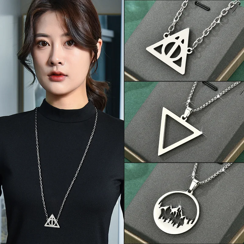 Titanium steel sweater chain, men's and women's stainless steel geometric pendant accessories, fashionable long necklace
Titanium steel sweater chain, men's and women's stainless steel geometric pendant accessories, fashionable long necklace