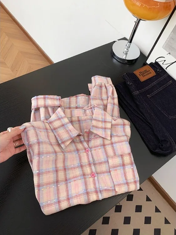 Свободный корейский кардиган в клетку для женщин, тонкая верхняя одежда с длинными рукавами, универсальный открытый кардиган-накидка для осени
Свободный корейский кардиган в клетку для женщин, тонкая верхняя одежда с длинными рукавами, универсальный открытый кардиган-накидка для осени