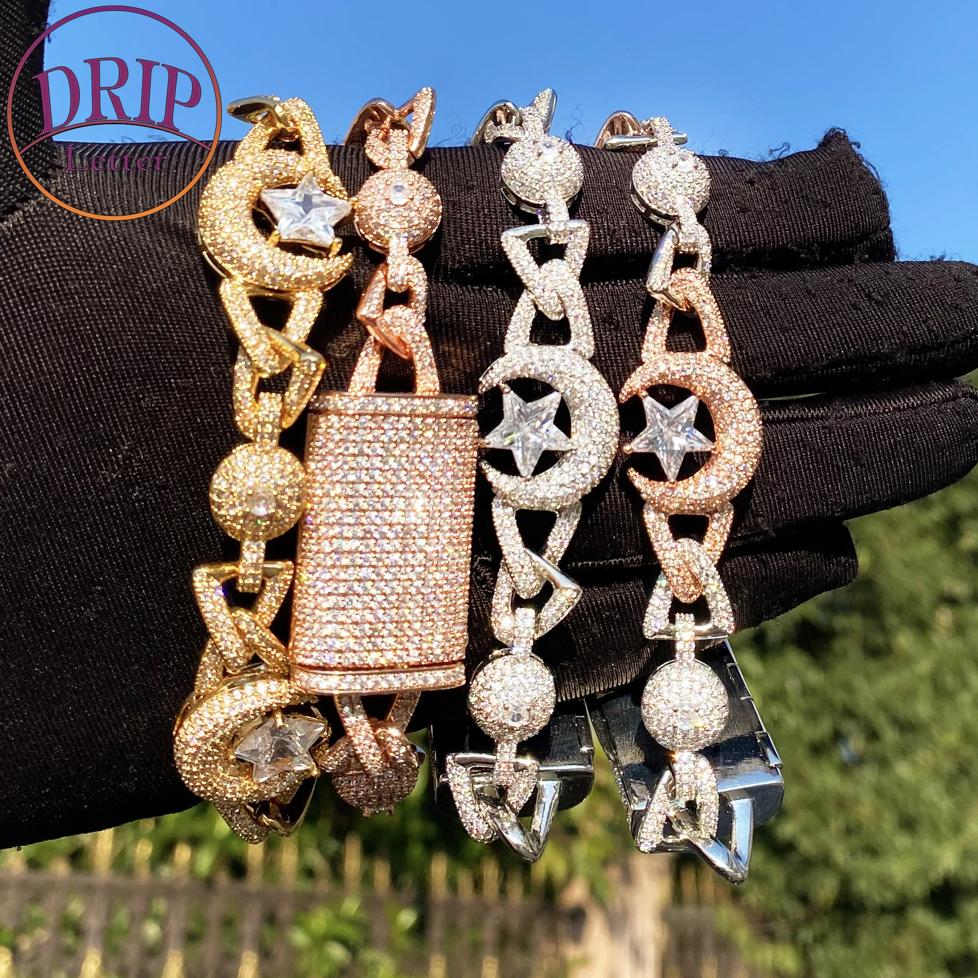 Капельный браслет с буквой Iced Out Moon Star Cuban Link для мужчин, настоящая медь, кубический цирконий, ювелирные изделия в стиле хип-хоп
Капельный браслет с буквой Iced Out Moon Star Cuban Link для мужчин, настоящая медь, кубический цирконий, ювелирные изделия в стиле хип-хоп