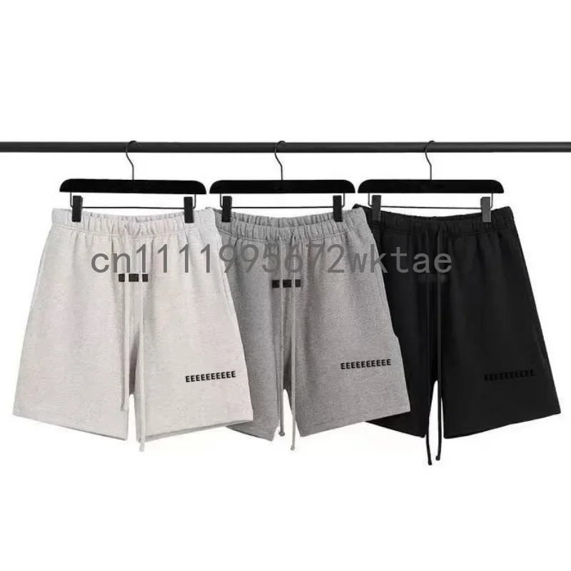 Модные мужские шорты 22SS от люксового бренда: дизайнерские шорты с двойным рядом плюшевых букв и шнурком, комплект из плюшевых шорт и топа для пар в стиле High Street
Модные мужские шорты 22SS от люксового бренда: дизайнерские шорты с двойным рядом плюшевых букв и шнурком, комплект из плюшевых шорт и топа для пар в стиле High Street