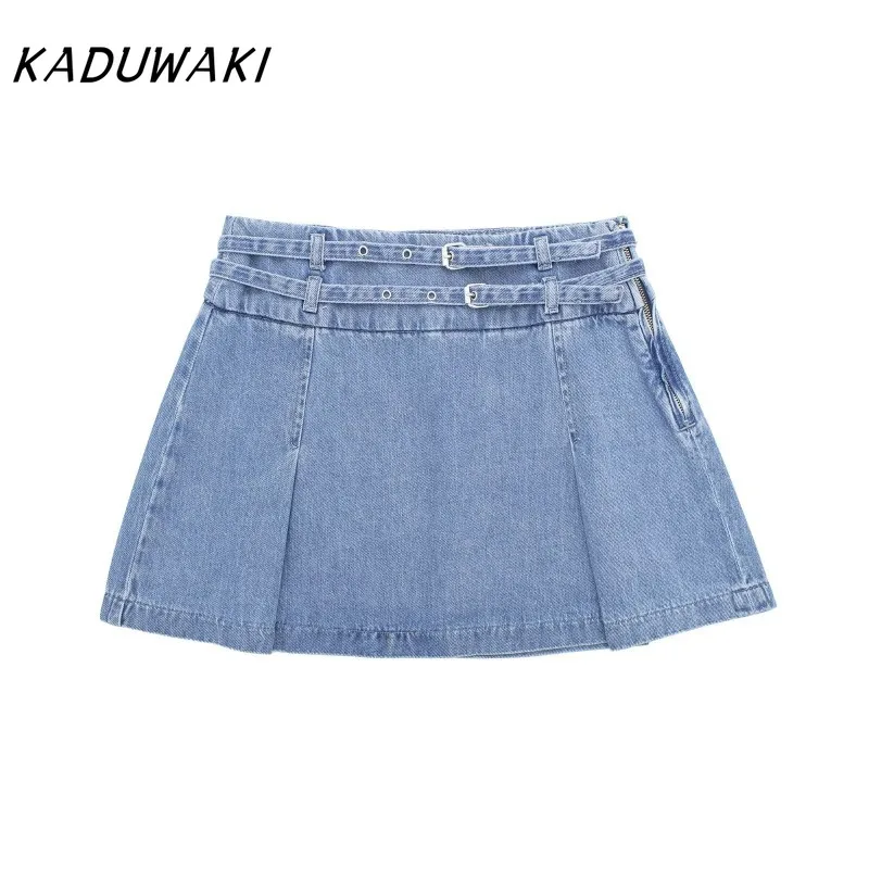KADUWAKI Retro Y2K Denim Pleated Skirt Womens Mini Skirts High Waist A-Line Side Zipper Fashion with Belt Casual Simple Skirts
KADUWAKI Retro Y2K Denim Pleated Skirt Womens Mini Skirts High Waist A-Line Side Zipper Fashion with Belt Casual Simple Skirts