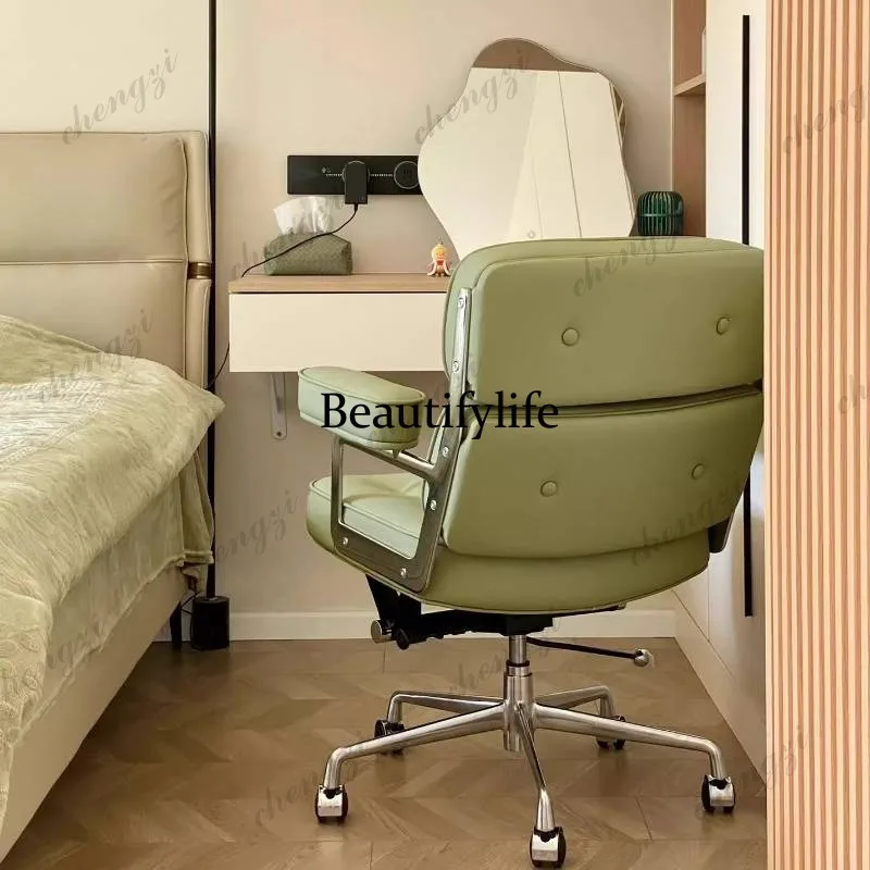 Quality Soft Luxury Office Chair Ergonomic Modern Relaxing Computer Office Chair Gaming Comfy Wheel Silla Oficina Furniture
Quality Soft Luxury Office Chair Ergonomic Modern Relaxing Computer Office Chair Gaming Comfy Wheel Silla Oficina Furniture