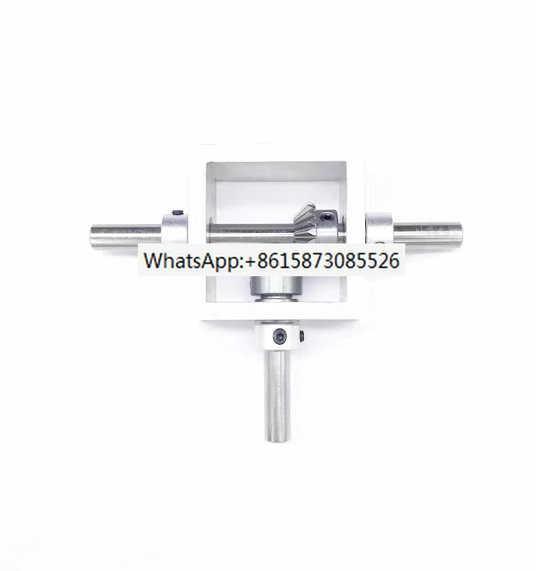 90 degree right angle bevel gear commutator, one in and two out, forward and reverse small gearbox, 1:1 angler module
90 degree right angle bevel gear commutator, one in and two out, forward and reverse small gearbox, 1:1 angler module