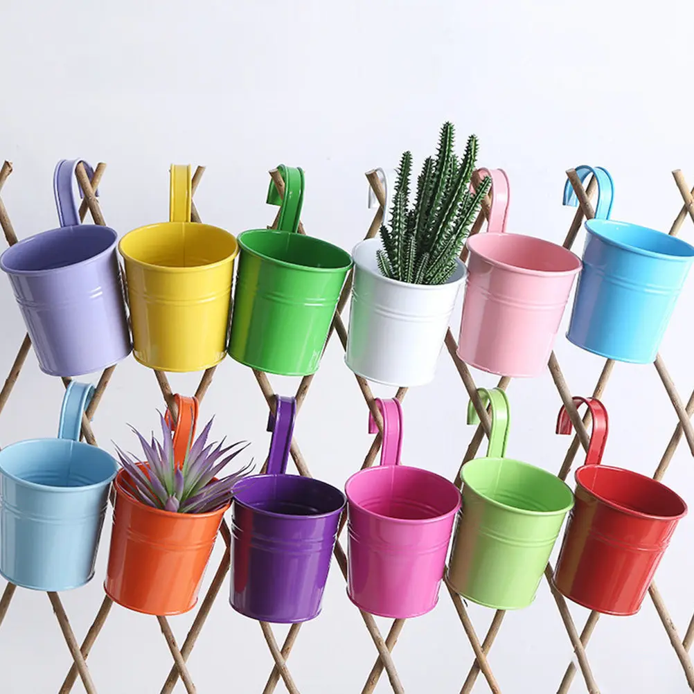 Набор из 4 подвесных кашпо-ведер из железа с съемными крючками для балкона, сада, стола, с дренажем и вентиляцией для почвы
Набор из 4 подвесных кашпо-ведер из железа с съемными крючками для балкона, сада, стола, с дренажем и вентиляцией для почвы