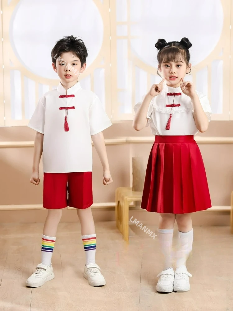 Children's performance costumes, Chinese style performance costumes, primary school students' poetry recitation choir costumes
Children's performance costumes, Chinese style performance costumes, primary school students' poetry recitation choir costumes