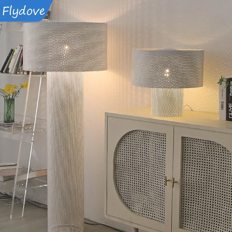 Simple Style Cream Simple Metal Table Lamp Office Bedroom Creative Hotel Living Room Art Atmosphere Floor Lamp
Simple Style Cream Simple Metal Table Lamp Office Bedroom Creative Hotel Living Room Art Atmosphere Floor Lamp
