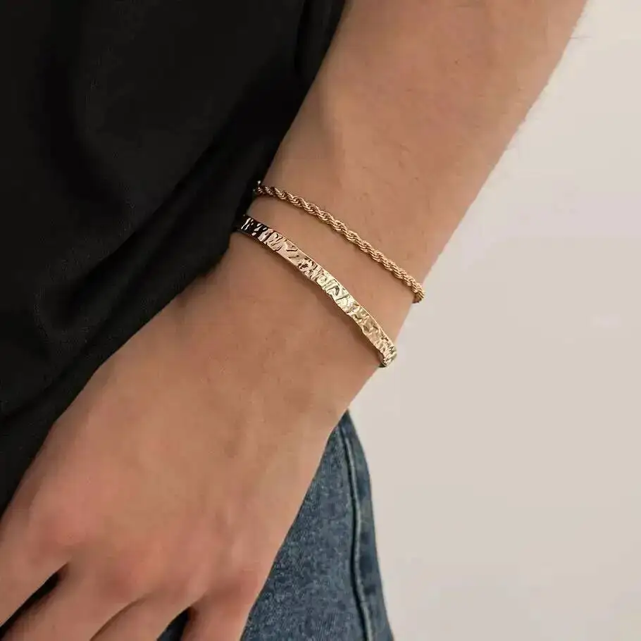 Salircon 2Pcs/Set Unique Creative Metal Layering Charm Bracelets for Women Men Simple Adjuatable Open Bangles Jewelry Gifts
Salircon 2Pcs/Set Unique Creative Metal Layering Charm Bracelets for Women Men Simple Adjuatable Open Bangles Jewelry Gifts