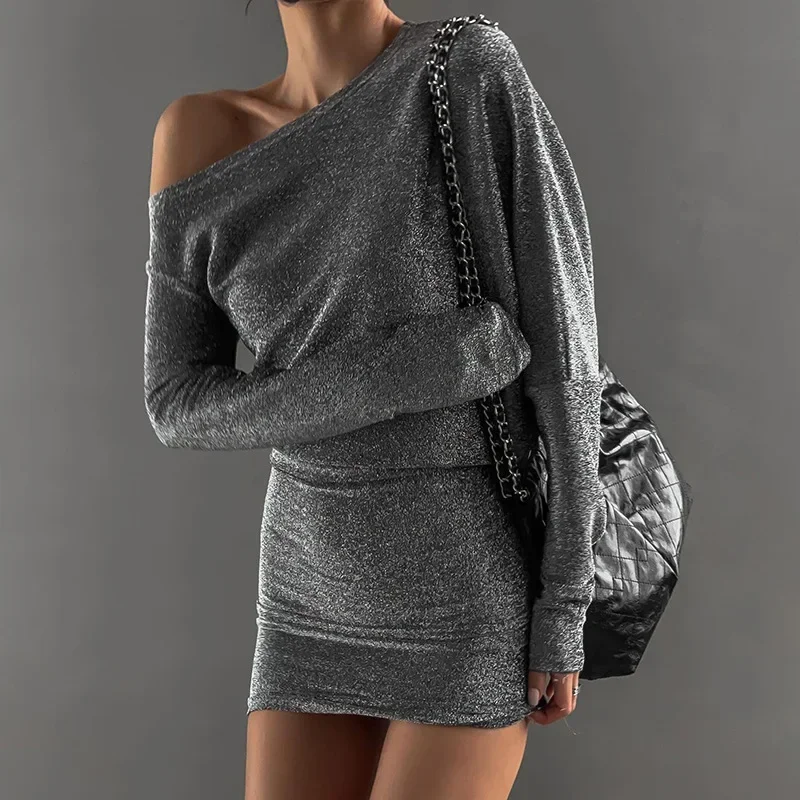 Solid Diagonal Collar Sexy Dress Women's 2025 New Long Sleeve Birthday Party Dress Waist-hugging Hot Girl Short Dress
Solid Diagonal Collar Sexy Dress Women's 2025 New Long Sleeve Birthday Party Dress Waist-hugging Hot Girl Short Dress