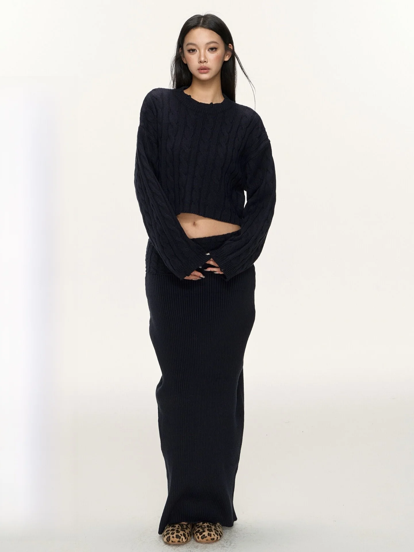 Nova B ort Sve Texture Knit Sweater Loose Aosphere Vintage Ele f Skirt Set Women's Faion Winter Collection
Nova B ort Sve Texture Knit Sweater Loose Aosphere Vintage Ele f Skirt Set Women's Faion Winter Collection