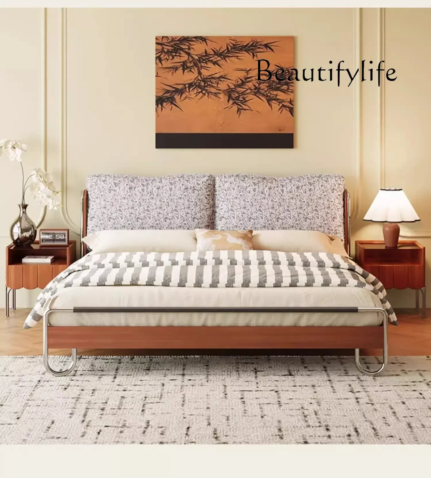 French retro solid wood flow shadow bed fabric bed household bedroom antique 1.8m master bedroom large bed
French retro solid wood flow shadow bed fabric bed household bedroom antique 1.8m master bedroom large bed