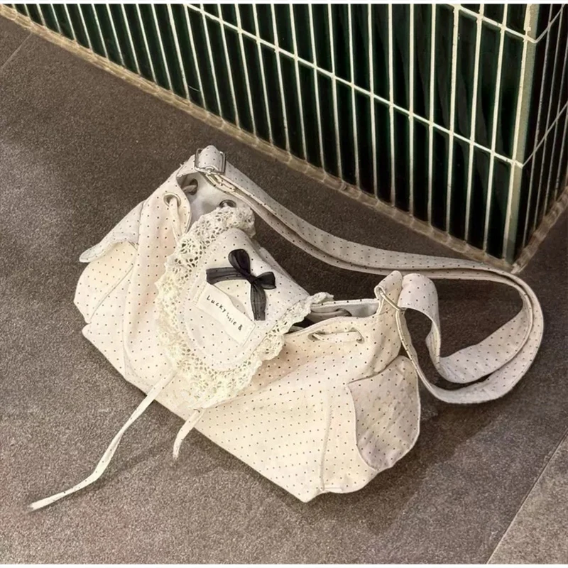 Sweet Lace Polka Dot Bowknot Shoulder Bag Pillow-shaped Drawstring Clamshell Large-capacity Messenger Bag Side Pocket Design
Sweet Lace Polka Dot Bowknot Shoulder Bag Pillow-shaped Drawstring Clamshell Large-capacity Messenger Bag Side Pocket Design