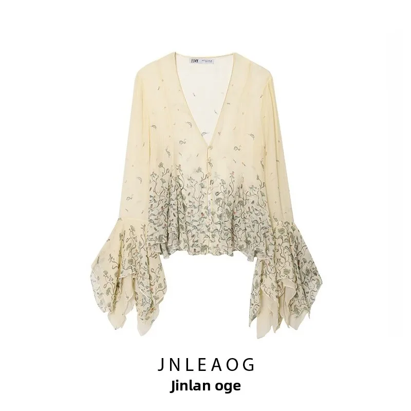 Шелковая блузка JNLEAOG с принтом, новая весенняя коллекция, женская модная модель свободного кроя с длинным рукавом, V-образным вырезом, из дышащего полиэстера
Шелковая блузка JNLEAOG с принтом, новая весенняя коллекция, женская модная модель свободного кроя с длинным рукавом, V-образным вырезом, из дышащего полиэстера