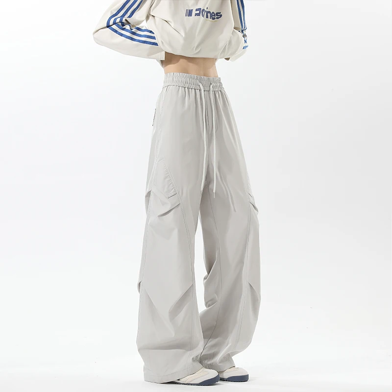 2025 Solid Color Casual Pants for Men Elastic Waist with Drawstring Summer Wide Leg Trousers Lightweight Breathable Lounge Pants
2025 Solid Color Casual Pants for Men Elastic Waist with Drawstring Summer Wide Leg Trousers Lightweight Breathable Lounge Pants