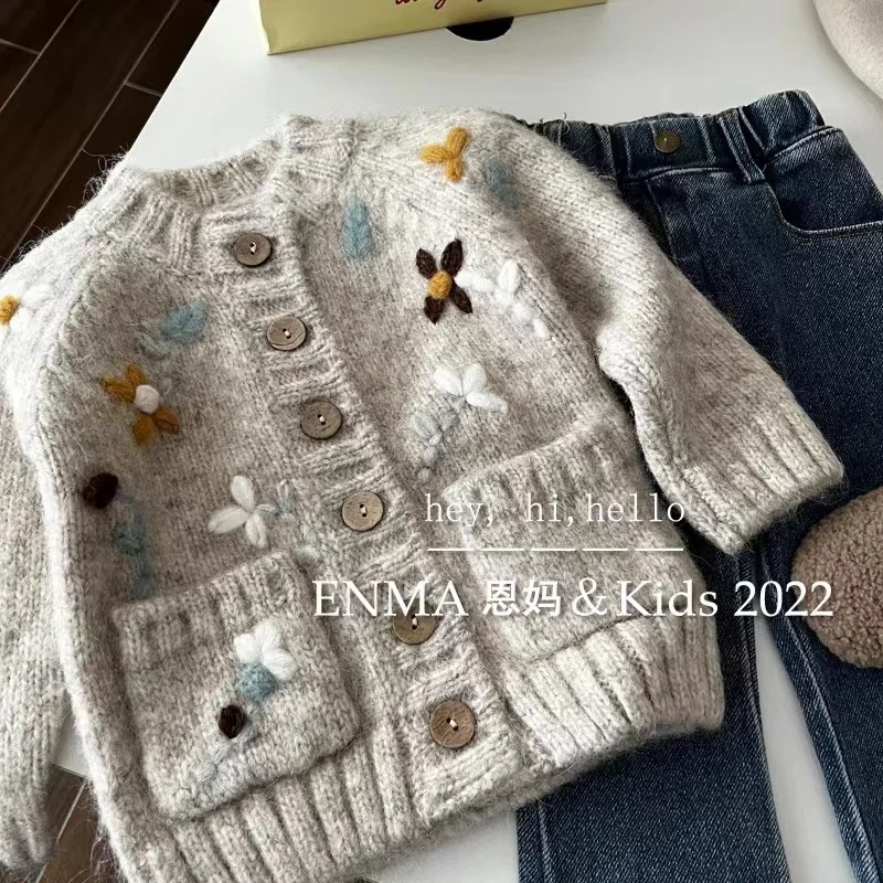 Girls Sweater Wool Coat Kids Tops Knitting 2023 Lovely Thicken Warm Winter Autumn Velvet Cottons Cardigan Children's Clothing
Girls Sweater Wool Coat Kids Tops Knitting 2023 Lovely Thicken Warm Winter Autumn Velvet Cottons Cardigan Children's Clothing