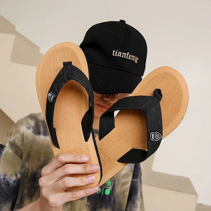 Летние тапочки из ЭВА, мужские шлепанцы, пляжные сандалии, нескользящая повседневная обувь на плоской подошве, домашняя обувь для мужчин, уличные шлепанцы
Летние тапочки из ЭВА, мужские шлепанцы, пляжные сандалии, нескользящая повседневная обувь на плоской подошве, домашняя обувь для мужчин, уличные шлепанцы