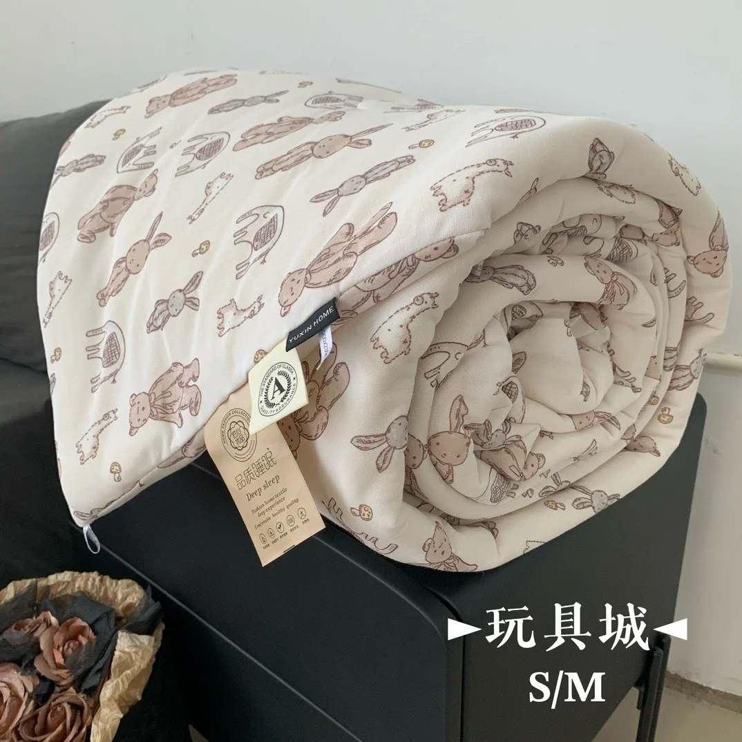 Thickened Blanket King Size Home Warm Plaid Comforter Soft and Office Multifunction Travel Blanket Winter Warm Quilted Blanket
Thickened Blanket King Size Home Warm Plaid Comforter Soft and Office Multifunction Travel Blanket Winter Warm Quilted Blanket