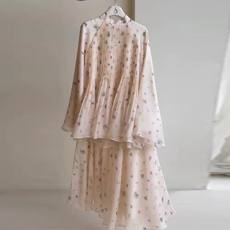 Two Piece Set Women Outfit 2026 Spring Autumn New Print Round Neck Long Sleeve Loose Pullover Top & Casual Long Skirt Set
Two Piece Set Women Outfit 2026 Spring Autumn New Print Round Neck Long Sleeve Loose Pullover Top & Casual Long Skirt Set