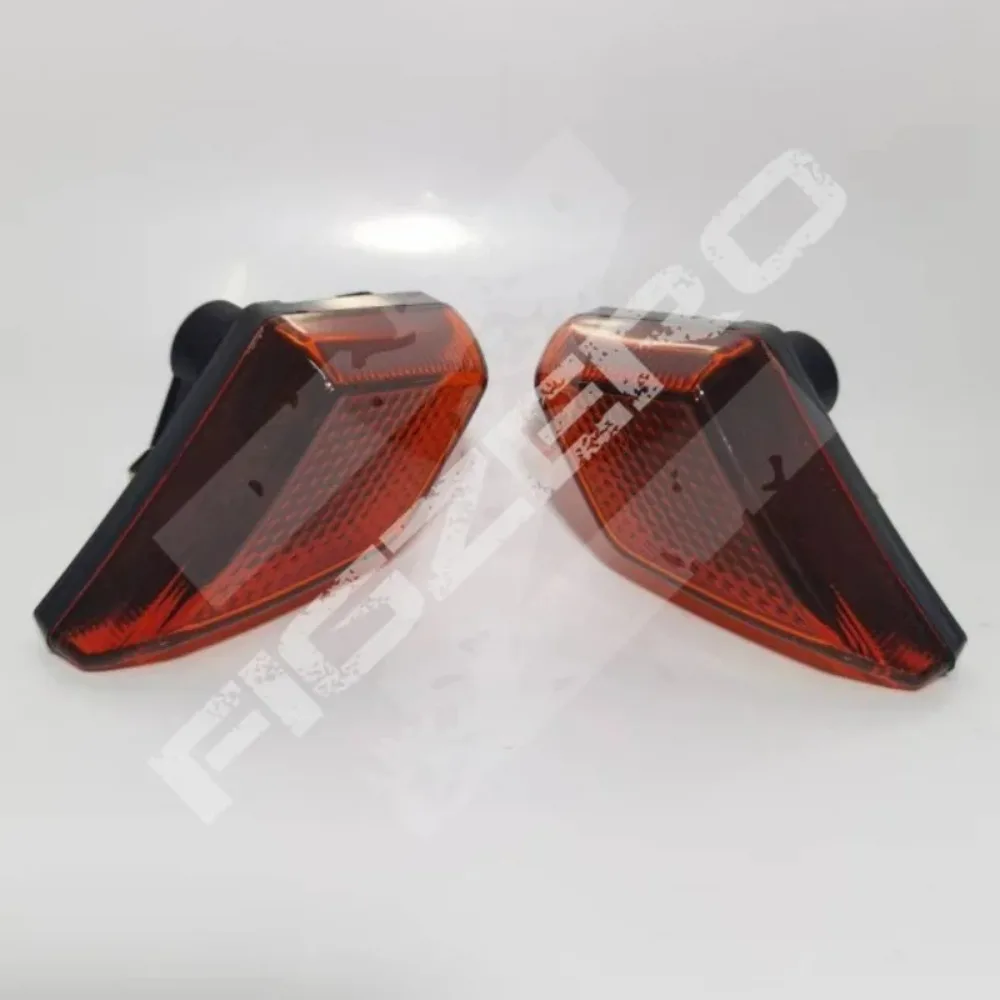 Logistics Truck Pump Pedal Turn Signal Width Light Wheel Eyebrow Light for Mercedes-Benz 4143 3343 2546
Logistics Truck Pump Pedal Turn Signal Width Light Wheel Eyebrow Light for Mercedes-Benz 4143 3343 2546