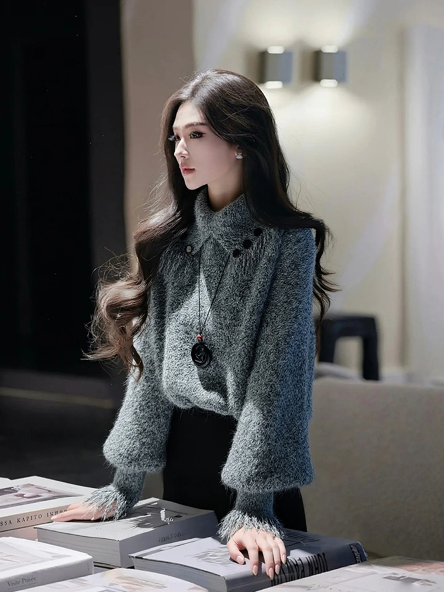 Unique Grey Knitted Sweater Short Style Inner Wear Korean Fashion Beautiful And Winter Top Women's Loose Fit Long S...
Unique Grey Knitted Sweater Short Style Inner Wear Korean Fashion Beautiful And Winter Top Women's Loose Fit Long S...