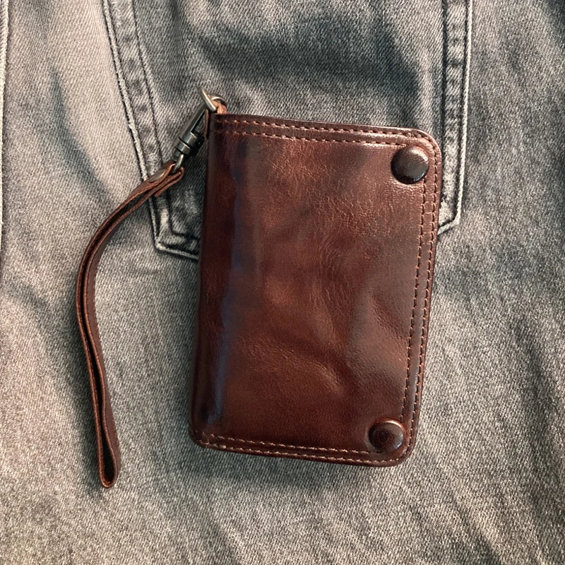 AETOO Original retro men's leather wallet handmade leather wallet to do old vertical Japanese and Korean color bump head layer
AETOO Original retro men's leather wallet handmade leather wallet to do old vertical Japanese and Korean color bump head layer