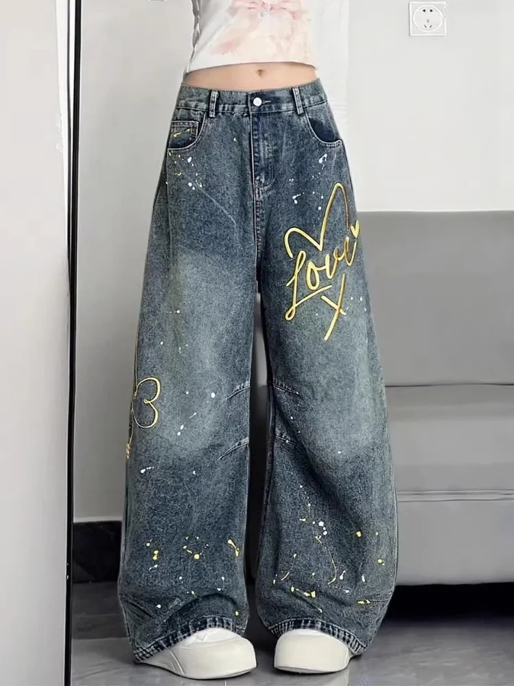 Ретро американские персонализированные джинсы с вышивкой чернил и буквами, свободные повседневные утягивающие широкие длинные брюки для женщин
Ретро американские персонализированные джинсы с вышивкой чернил и буквами, свободные повседневные утягивающие широкие длинные брюки для женщин