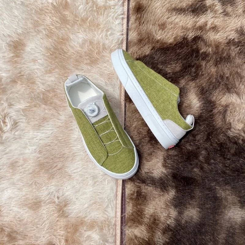 Large avocado green BOA knob lazy board shoes without straps, one foot casual canvas shoes, wide foot friendly commuting white
Large avocado green BOA knob lazy board shoes without straps, one foot casual canvas shoes, wide foot friendly commuting white