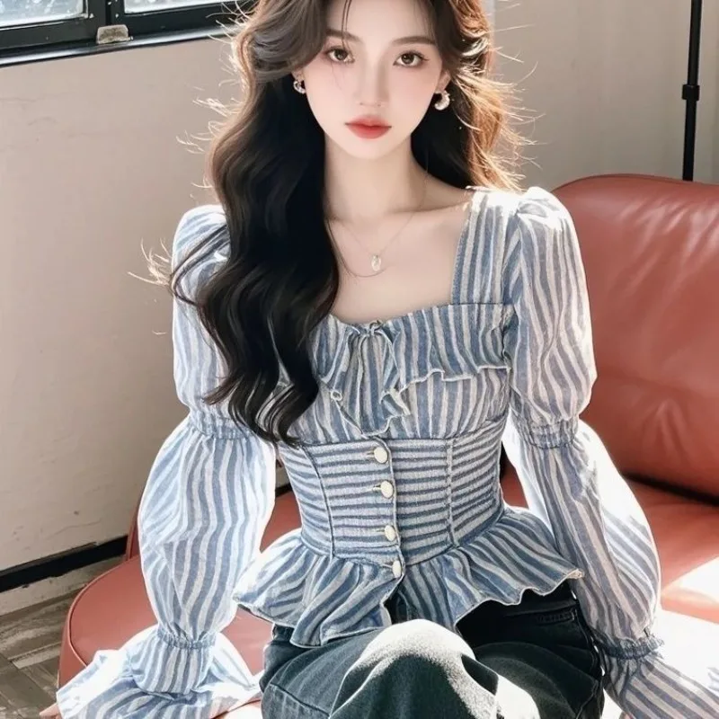 Blue Striped Square Collar Shirt New Autumn and Winter High-end Temperament Waist Slim-fitting Horn Sleeve Top Exquisite Spring
Blue Striped Square Collar Shirt New Autumn and Winter High-end Temperament Waist Slim-fitting Horn Sleeve Top Exquisite Spring