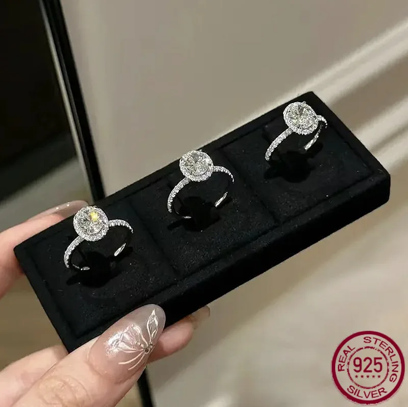 New S925 Pure Silver 7 * 9 White Diamond Elliptical Luxury Style Classic Fashion Ring Versatile Women's Wedding Ring
New S925 Pure Silver 7 * 9 White Diamond Elliptical Luxury Style Classic Fashion Ring Versatile Women's Wedding Ring