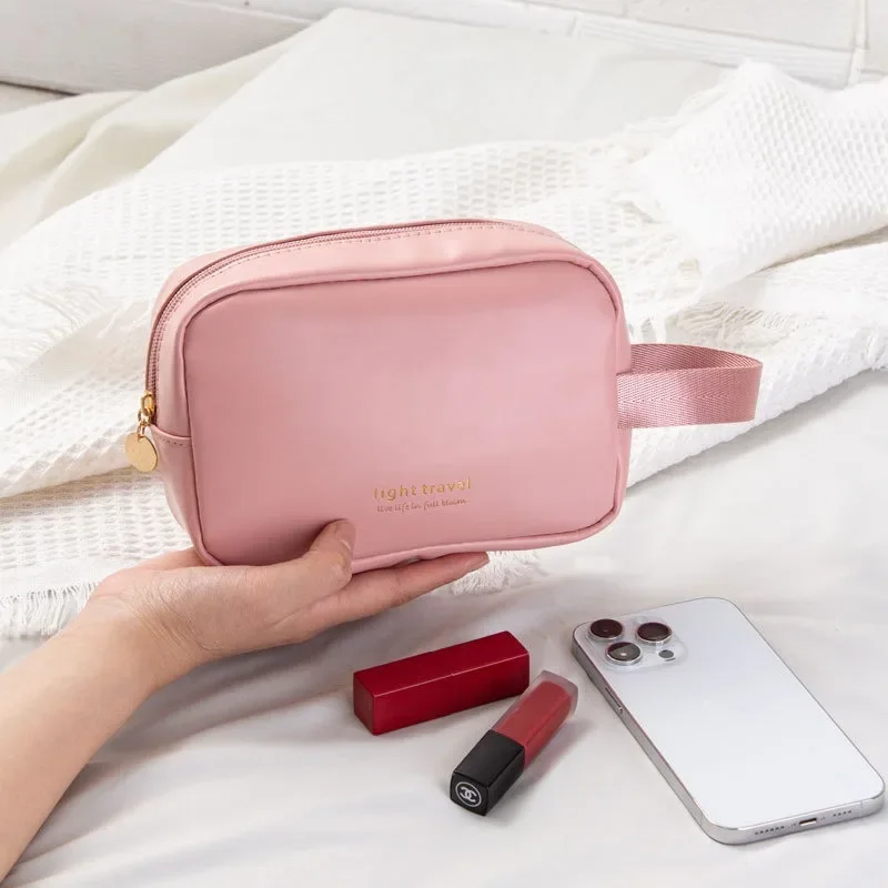 Portable/hand-held design Multi-compartment Toiletry Cosmetics Bag Fashion Portable Makeup Storage Pouch For Lipsticks Eyeshdow
Portable/hand-held design Multi-compartment Toiletry Cosmetics Bag Fashion Portable Makeup Storage Pouch For Lipsticks Eyeshdow