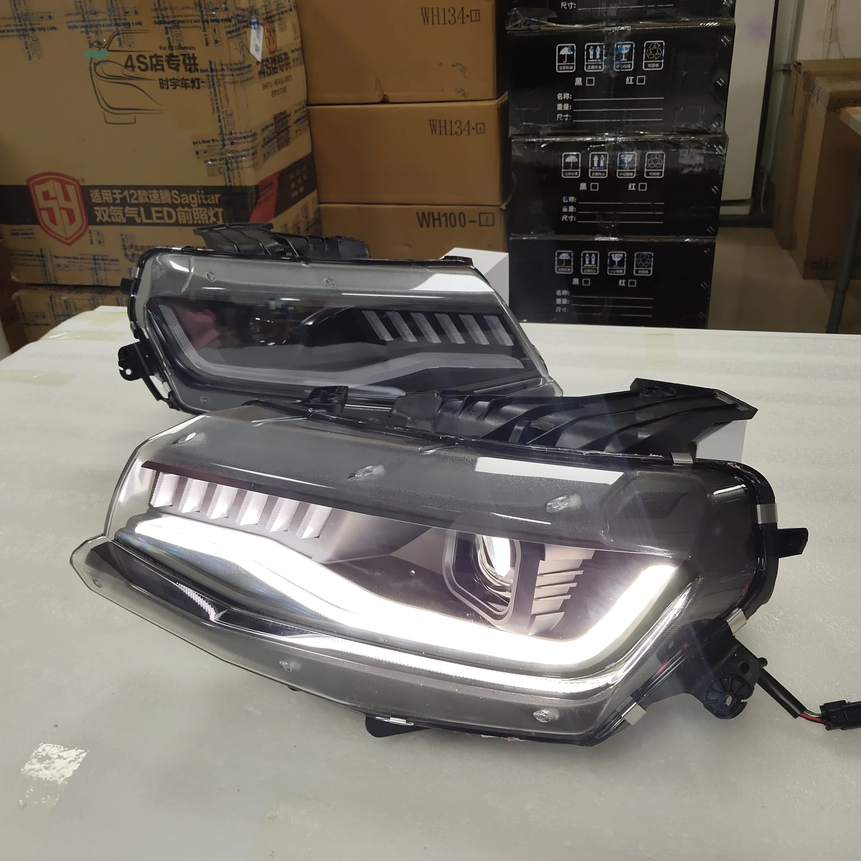 For Chevrolet Camaro LED Head Light 2016-2019 Original Car HID Version SN
For Chevrolet Camaro LED Head Light 2016-2019 Original Car HID Version SN