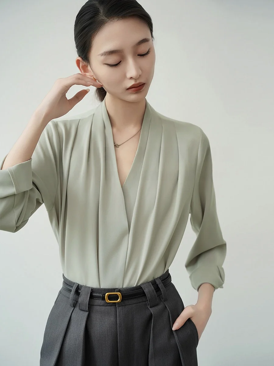 Achu Ele Satin Women's irt V-Ne Clean Fre Sle Commute Faion Long Sve Busin Top Spring Autumn Ladies' Wear
Achu Ele Satin Women's irt V-Ne Clean Fre Sle Commute Faion Long Sve Busin Top Spring Autumn Ladies' Wear