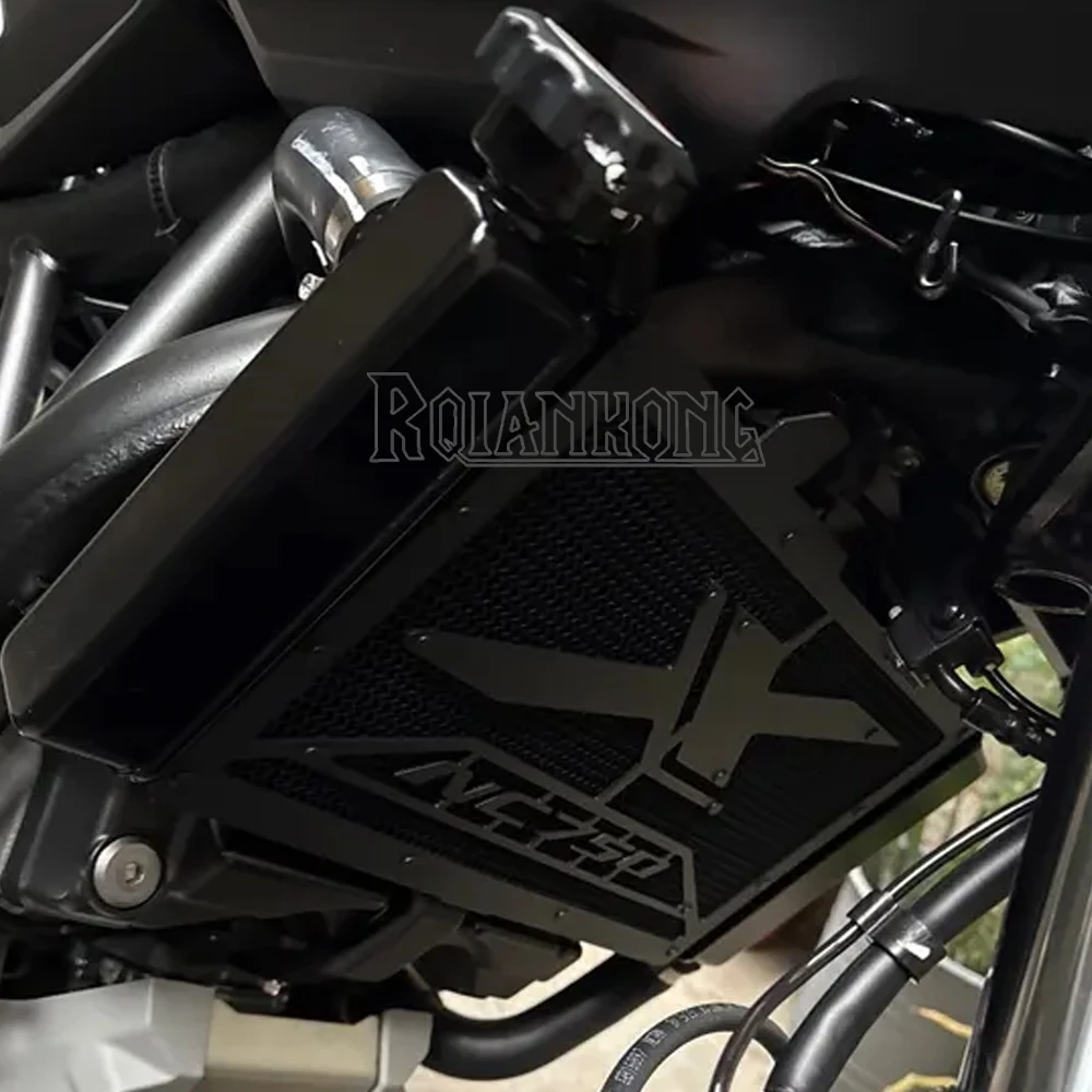 NC750 X 2025 2026 For HONDA NC750X NC 750X 2021~2023 2024Motorcycle Accessories Radiator Grille Cover Protetor Radiator Guard
NC750 X 2025 2026 For HONDA NC750X NC 750X 2021~2023 2024Motorcycle Accessories Radiator Grille Cover Protetor Radiator Guard