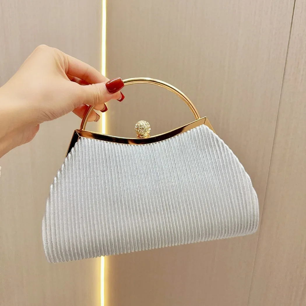 Women's Glitter Rhinestone Evening Clutch Bag Pleated Design Prom Wedding Party Chain Shoulder Crossbody Fashion Messenger Bag
Women's Glitter Rhinestone Evening Clutch Bag Pleated Design Prom Wedding Party Chain Shoulder Crossbody Fashion Messenger Bag