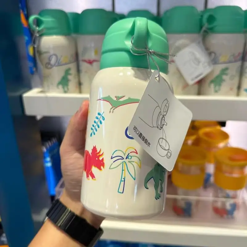 Beijing Film Park Souvenir - Jurassic Dinosaur Thermos Cup (460ML, Stainless Steel), a Perfect Children's Birthday Gift
Beijing Film Park Souvenir - Jurassic Dinosaur Thermos Cup (460ML, Stainless Steel), a Perfect Children's Birthday Gift