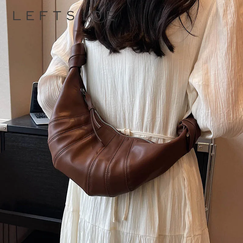 LEFTSIDE Small Splicing Leather Crossbody Bags for Women 2024 Winter Y2K New Females Fashion Shoulder Bag Handbags with Purses
LEFTSIDE Small Splicing Leather Crossbody Bags for Women 2024 Winter Y2K New Females Fashion Shoulder Bag Handbags with Purses