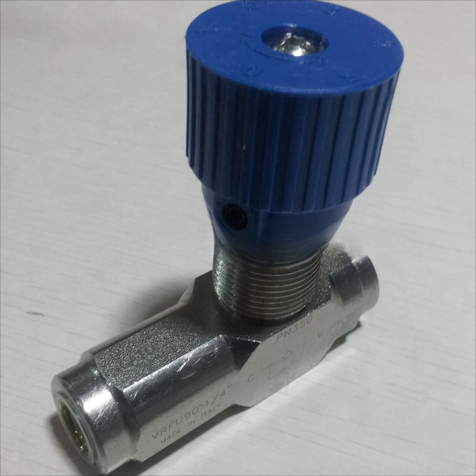 One-way flow control valve VRFU throttle valve VRFU3/8 one-way throttle valve
One-way flow control valve VRFU throttle valve VRFU3/8 one-way throttle valve