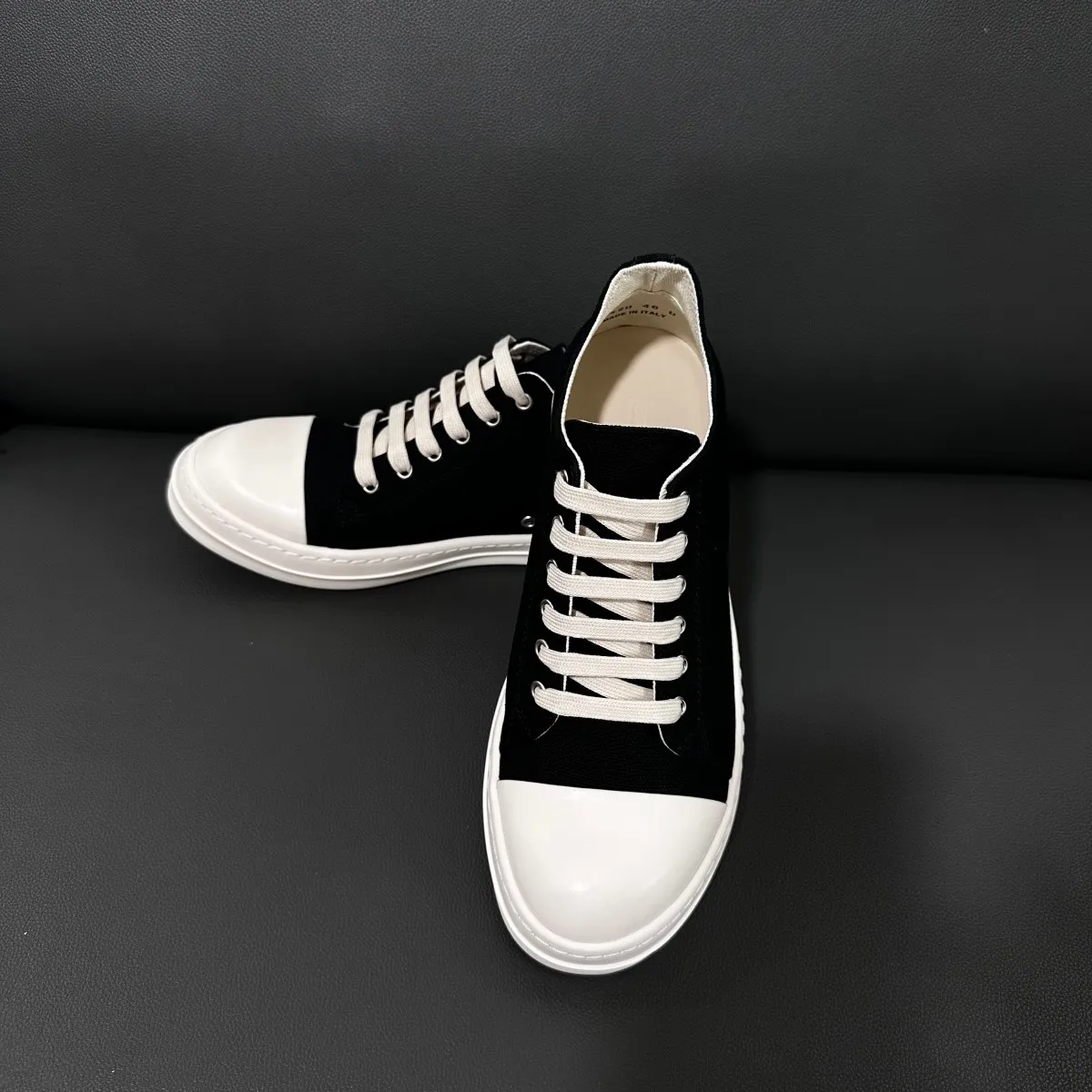 Classic Men Casual Shoe Women Sneakers Black Canvas Low Top Shoes Thick Sole Lace Up Ro Luxury Flat Sneaker
Classic Men Casual Shoe Women Sneakers Black Canvas Low Top Shoes Thick Sole Lace Up Ro Luxury Flat Sneaker