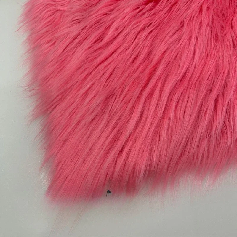 Ткань из искусственного меха шириной 180 см для лоскутного шитья, мягкая плюшевая ткань для шитья одежды своими руками, ткань для игрушек, диванов, домашних поделок
Ткань из искусственного меха шириной 180 см для лоскутного шитья, мягкая плюшевая ткань для шитья одежды своими руками, ткань для игрушек, диванов, домашних поделок