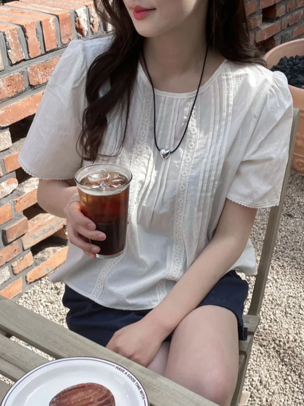 Korean Style Short Sleeve Lace Doll Shirt Women's Summer Sweet Romantic Pleated Splicing Forest System Gentle Doll Shirt
Korean Style Short Sleeve Lace Doll Shirt Women's Summer Sweet Romantic Pleated Splicing Forest System Gentle Doll Shirt